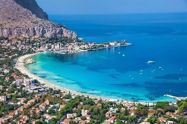 Lilibet Apartment Palermo Italy